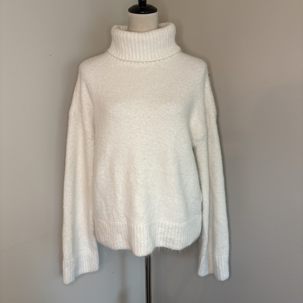 SNDYS Cecilia Knit Turtleneck Sweater Ivory Oversized Chunky Soft Revolve XS EUC